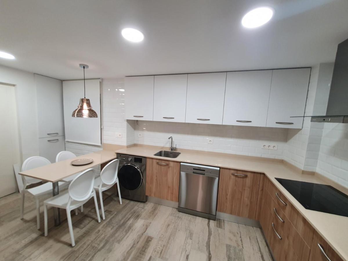 Playa 12 - El Lujo De Estar En 1ª Linea De Playa - Vut-4043-As Apartment Gijon Luaran gambar